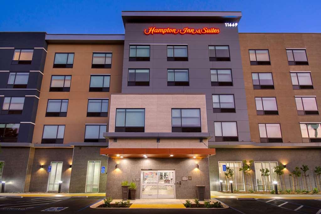 Hampton Inn & Suites Ontario 랜초쿠카몽가 외부 사진