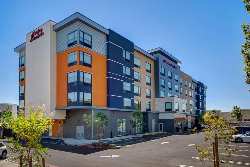 Hampton Inn & Suites Ontario 랜초쿠카몽가 외부 사진