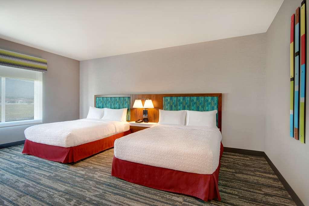 Hampton Inn & Suites Ontario 랜초쿠카몽가 객실 사진